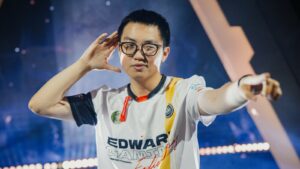 EDward Gaming ฟอร์มแรง ทุบ FUT 2-0 เก็บชัยแรก Champions 2024