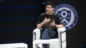 CEO Gen.G cho rằng LPL hơn LCK vì tiền