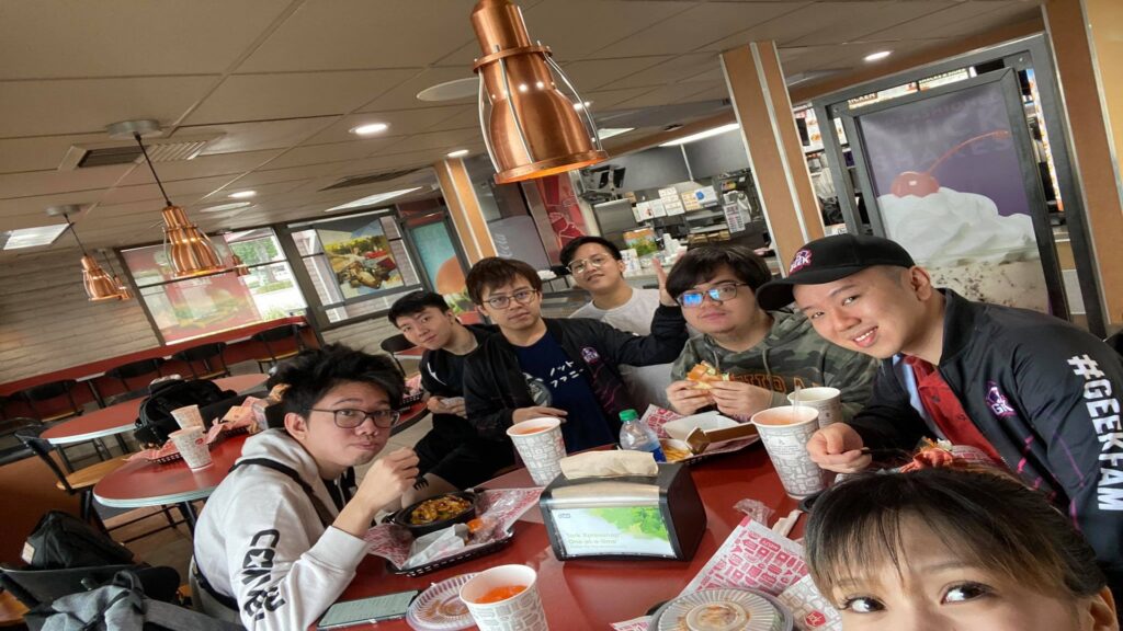Geek Fam Dota 2